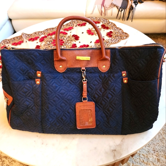Adrienne Vitadini Bags Adrienne Vittadini Diamond Quilted Travel